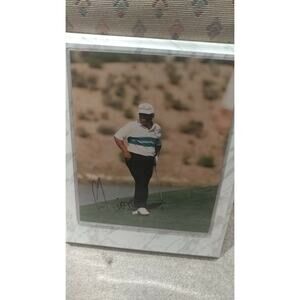 Lee Trevino signed autographed 8x10 Picture.